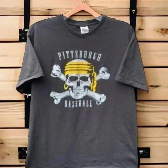 Pittsburgh Pirates Men's Size Large Delta Pro Weight Black T-Shirt MLB Baseball - Picture 3 of 3